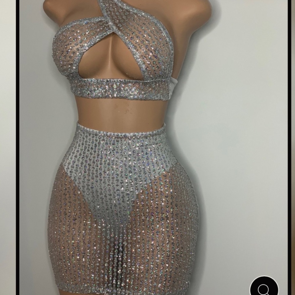 Silver and glitter mesh skirt and top size medium brand Stephs design